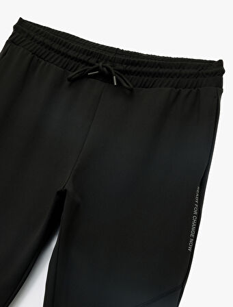 Baskılı Dikiş Detaylı Cepli Beli Bağcıklı Jogger Spor Eşofman Altı