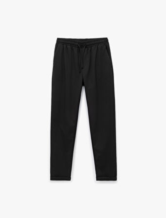 Beli Bağcıklı Katlamalı Paça Rahat Kesim Cep Detaylı Slim Fit Pantolon