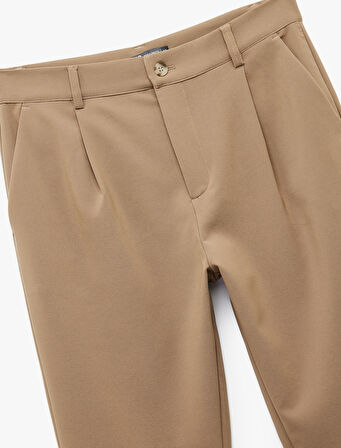 Pileli Oversize Cep Detaylı Kumaş Pantolon