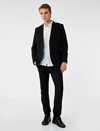 Slim Fit Kapaklı Cep Detaylı Uzun Kollu Mono Yaka Blazer Ceket