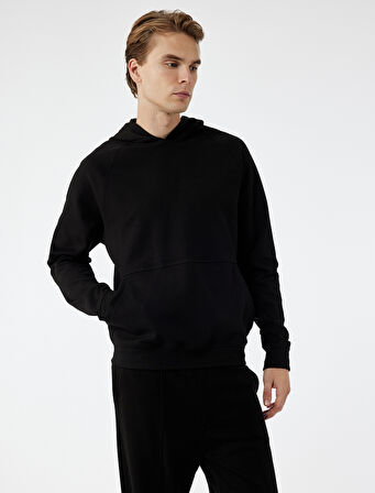 Kanguru Cepli Lastik Detaylı Uzun Kollu Kapüşonlu Sweatshirt