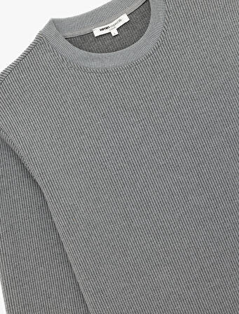 Dokulu Uzun Kollu Basic Bisiklet Yaka Sweatshirt