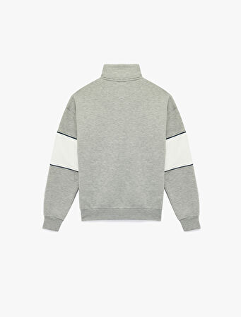 Oversize Şardonlu Renk Bloklu Kolej Baskılı Yarım Fermuarlı Sweatshirt