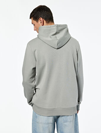 Regular Fit Uzun Kollu Baskılı Kapşonlu Sweatshirt