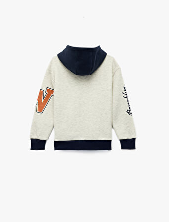 Uzun Kollu Baskılı Kapşonlu Sweatshirt