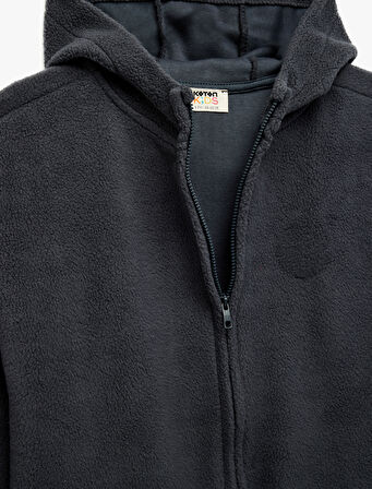 Uzun Kollu Fermuarlı Kapşonlu Polar Sweatshirt