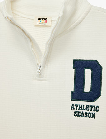 Pamuklu Dik Yaka Uzun Kollu Nakışlı Yarım Fermuarlı Sweatshirt