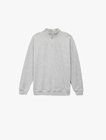 Uzun Kollu Basic Yarım Fermuarlı Dik Yaka Sweatshirt