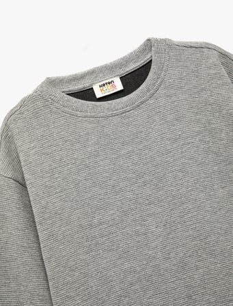 Uzun Kollu Bisiklet Yaka Şardonlu Basic Sweatshirt