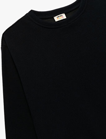 Uzun Kollu Bisiklet Yaka Şardonlu Basic Sweatshirt