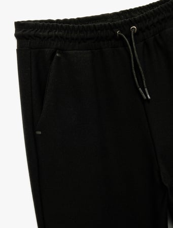 Cep Detaylı Basic Jogger Eşofman Altı