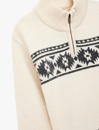 Yarım Fermuarlı Dik Yaka Uzun Kollu Triko Kazak