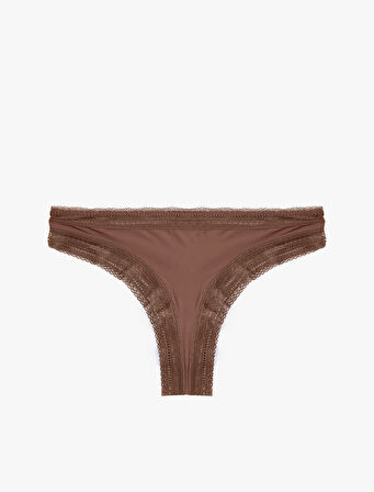 Dantel Detaylı String Külot