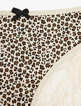 Rahat Kalıp Arkası Dantelli Pamuklu Leopar Desenli Brazilian Külot