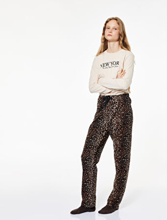 Pamuklu Baskı Detaylı Pijama Takımı