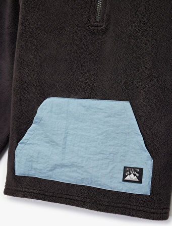 Dik Yaka Yarım Fermuarlı Kanguru Cepli Polar Sweatshirt