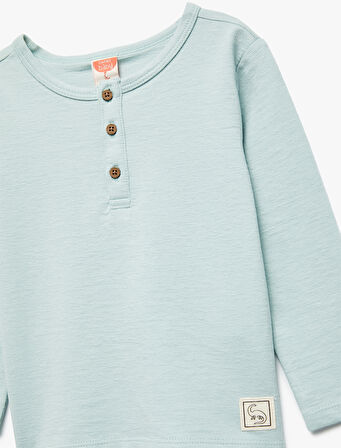 Pamuklu Uzun Kollu Düğmeli Tişört