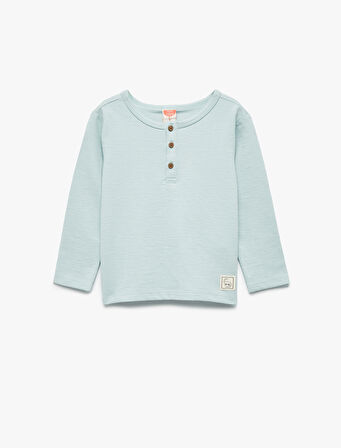 Pamuklu Uzun Kollu Düğmeli Tişört