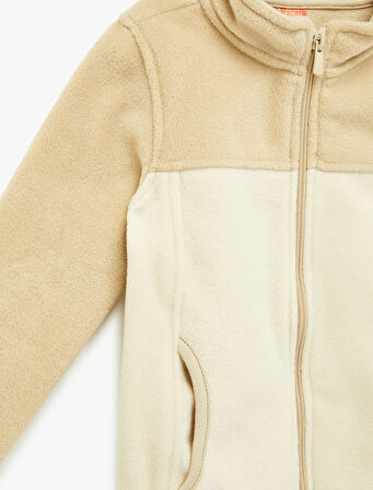 Uzun Kollu Dik Yaka Fermuarlı Polar Sweatshirt