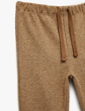 Desenli Viskon Karışımlı Beli Bağcıklı Pantolon