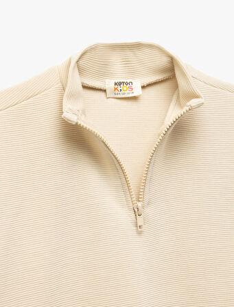 Dik Yaka Yarım Fermuarlı Uzun Kollu Basic Sweatshirt