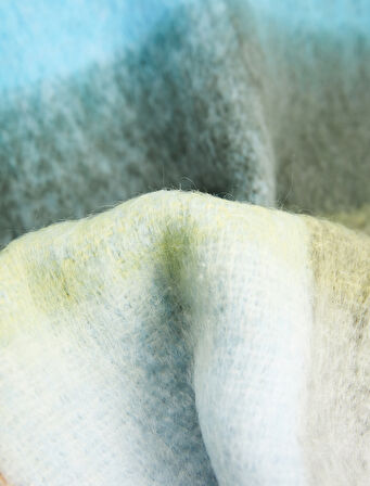 Yumuşak Dokulu Ekoseli Püsküllü Uzun Atkı