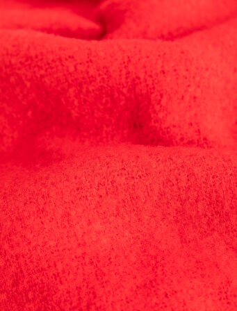 Yumuşak Dokulu Püsküllü Uzun Atkı