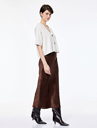 Slim Fit Balık Kesim Dokulu Midi Saten Etek