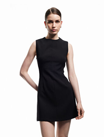 Yuvarlak U Yaka A Kesim Kolsuz Mini Elbise