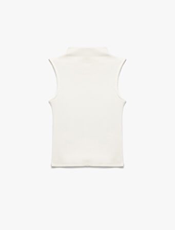 Basic Slim Fit Dik Yaka Modal Kolsuz Bluz