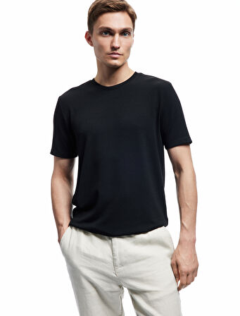 Kısa Kollu Bisiklet Yaka Basic Slim Fit Tişört