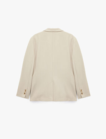 Uzun Kollu Kapaklı Cep Detaylı Düğmeli Slim Fit Mono Yaka Blazer Ceket