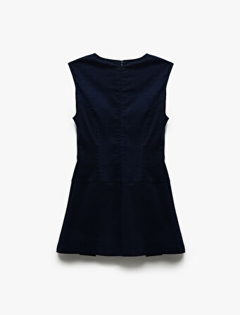 Aplike Detaylı Kolsuz Yuvarlak Kesik Yaka A Kesim Pileli Mini Elbise