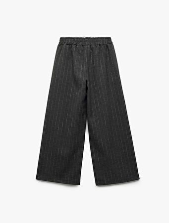 Viskon Karışımlı Beli Lastikli Kontrast Detaylı Geniş Paça Çizgili Pantolon