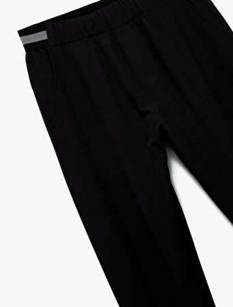 Beli Lastikli Paraşüt Kumaş Şerit Detaylı Jogger Spor Eşofman Altı