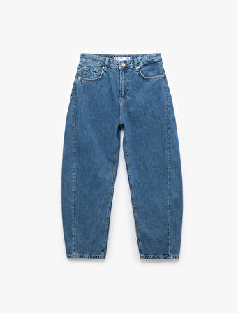 Rahat Kesim Yüksek Bel Düğmeli Pamuklu Barrel Jean Pantolon