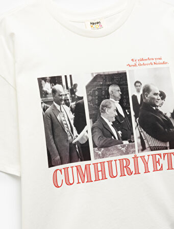 Atatürk Baskılı Kısa Kollu Bisiklet Yaka Pamuklu Tişört