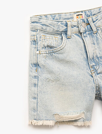Pamuklu Bol Kalıp Saçaklı Paça Denim Şort
