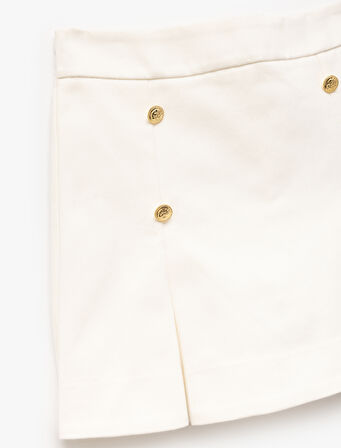Gabardin Pamuklu Düğme Detaylı Yırtmaçlı Mini Şort Etek