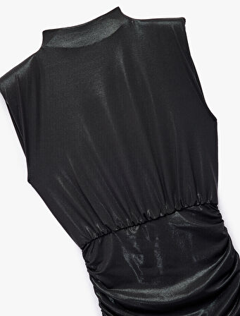 Simli Dik Yaka Kolsuz Drape Detaylı Bodycon Mini Abiye Elbise