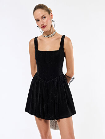 Simli Kare Yaka Kolsuz Kadife Mini Balon Elbise