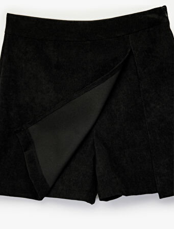 Yırtmaç Detaylı Standart Bel Mini Şort Etek