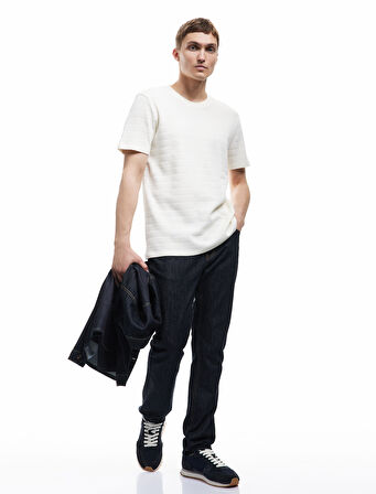 Bisiklet Yaka Dokulu Kısa Kollu Pamuklu Slim Fit Tişört