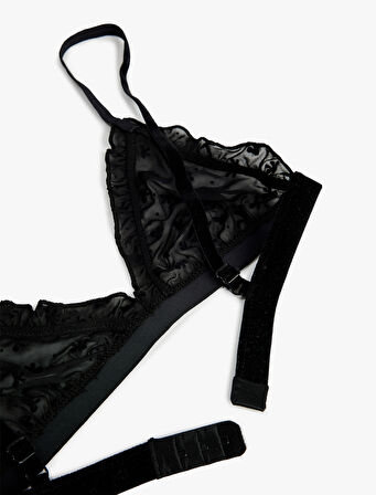 Rahat Kalıp Dolgusuz Fırfırlı Kurdele Detaylı Balensiz Sütyen