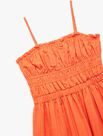 Viskon Karışımlı Pileli Gipeli Askılı Elbise