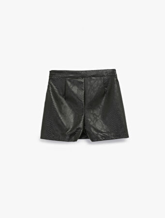Slim Fit Yırtmaç Detaylı Yılan Derisi Dokulu Suni Deri Şort Etek