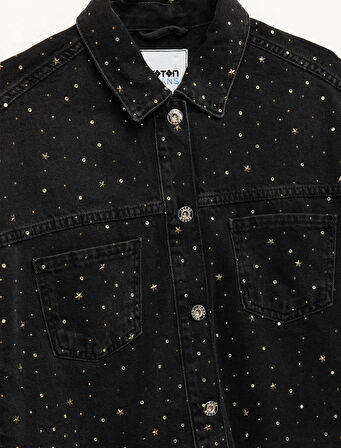 Uzun Kollu Klasik Yaka Cep Detaylı Crop Taşlı Denim Ceket