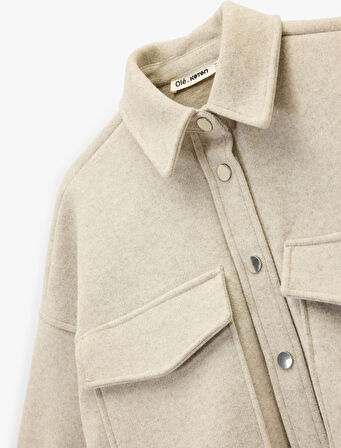 Klasik Yaka Cep Detaylı Uzun Kollu Düğmeli Gömlek Ceket