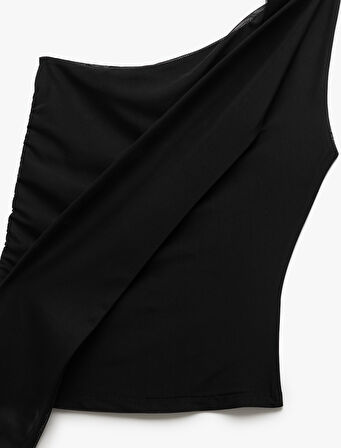 Slim Fit Bağlama Detaylı Tül Detaylı Tek Omuz Bluz