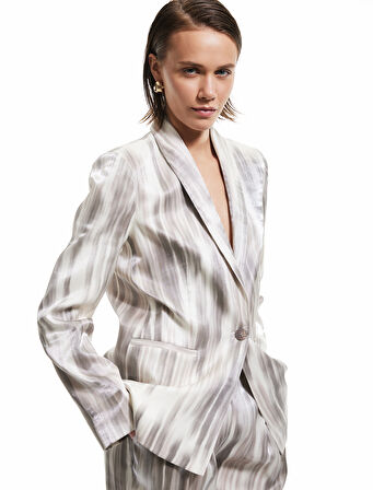 Renk Geçişli Desenli Cepli Uzun Kollu Saten Blazer Ceket